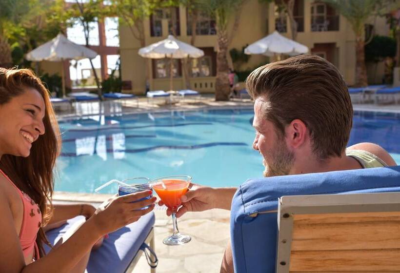 Marina Plaza Hotel Tala Bay