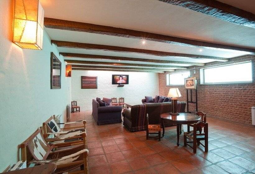 Отель Marques De Tojo