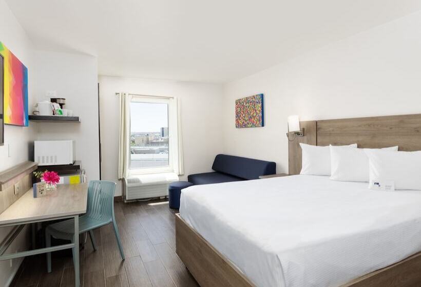 호텔 Mesaluna Near American Consulate