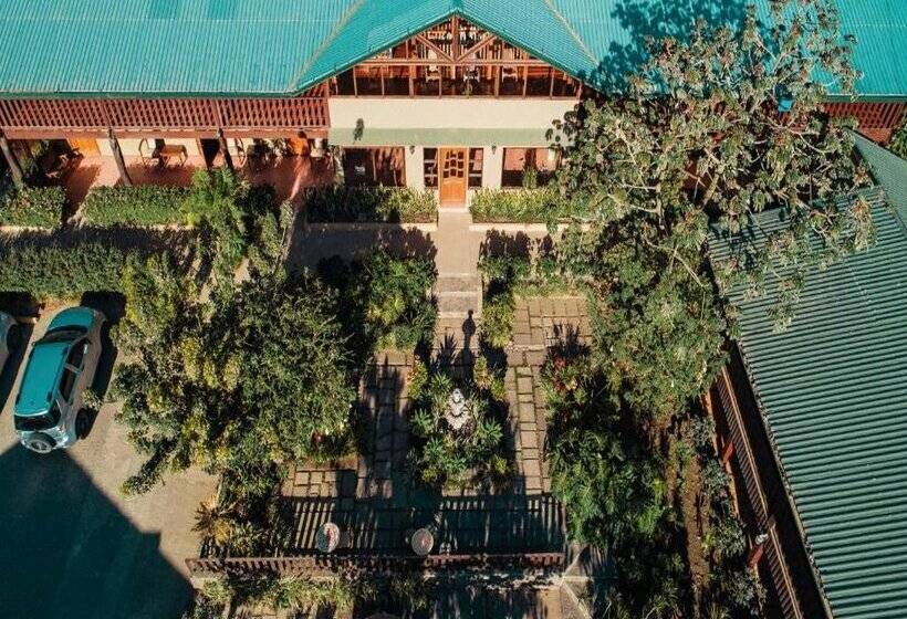 בית מלון כפרי Monteverde Country Lodge - Costa Rica