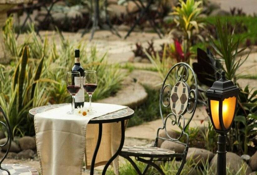 בית מלון כפרי Monteverde Country Lodge - Costa Rica