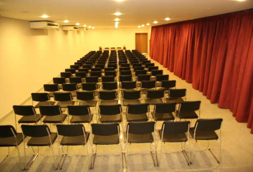 فندق Nacional Inn Araxa Previdencia