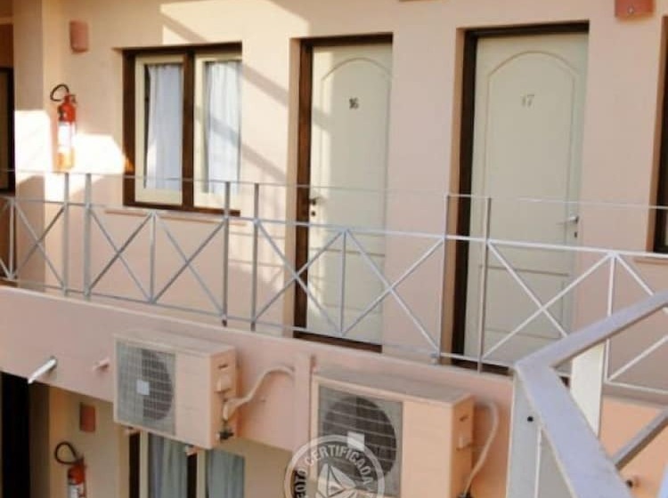 هتل Perla Del Plata