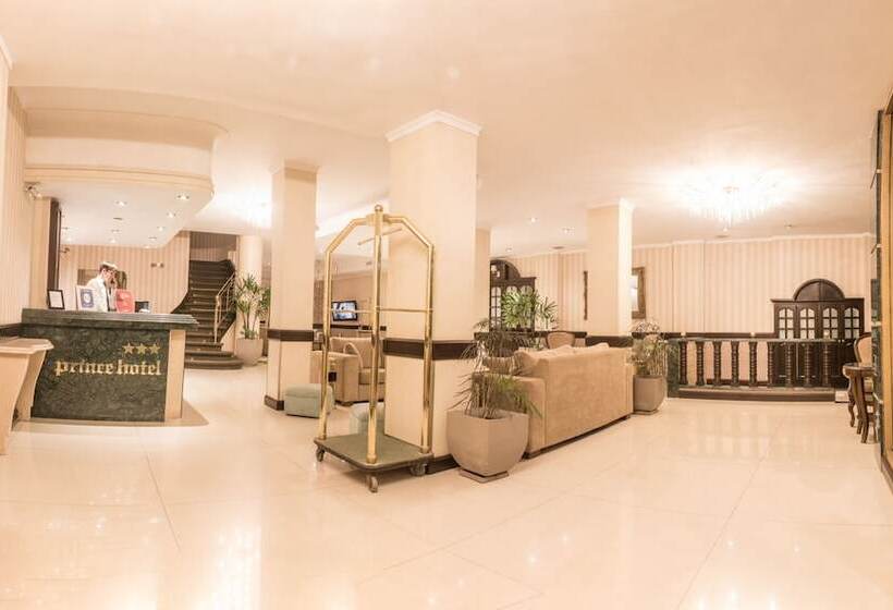 Отель Prince