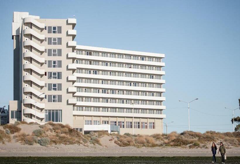 בית מלון כפרי Rayentray Grand