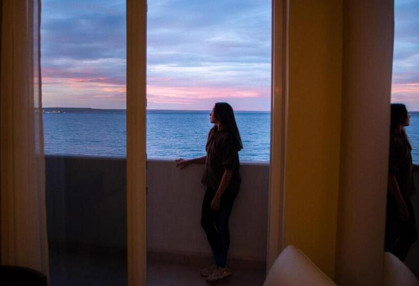 בית מלון כפרי Rayentray Grand