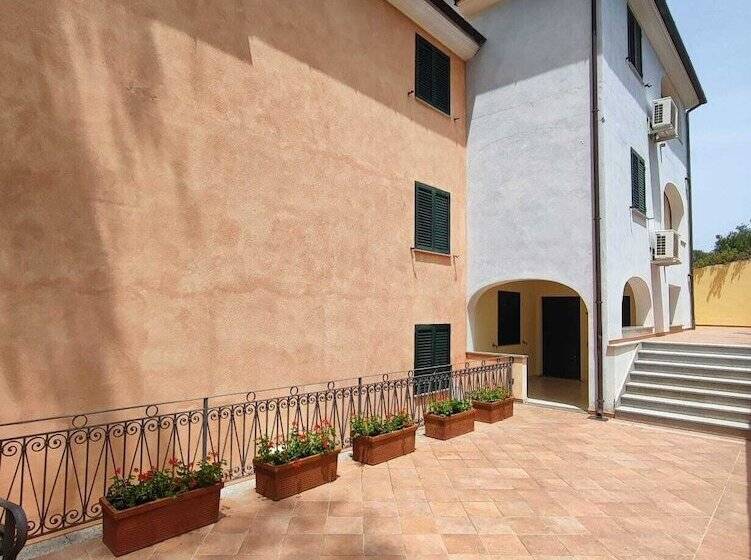 فندق Residence Cala Liberotto