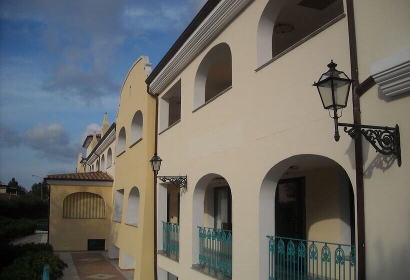 فندق Residence Cala Liberotto