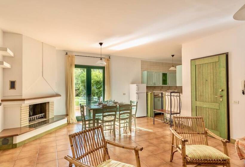 هتل Residence I Mirti Bianchi