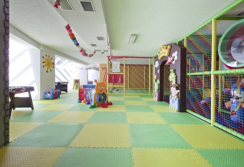 בית מלון כפרי Resort Dolce Casa   Family & Spa