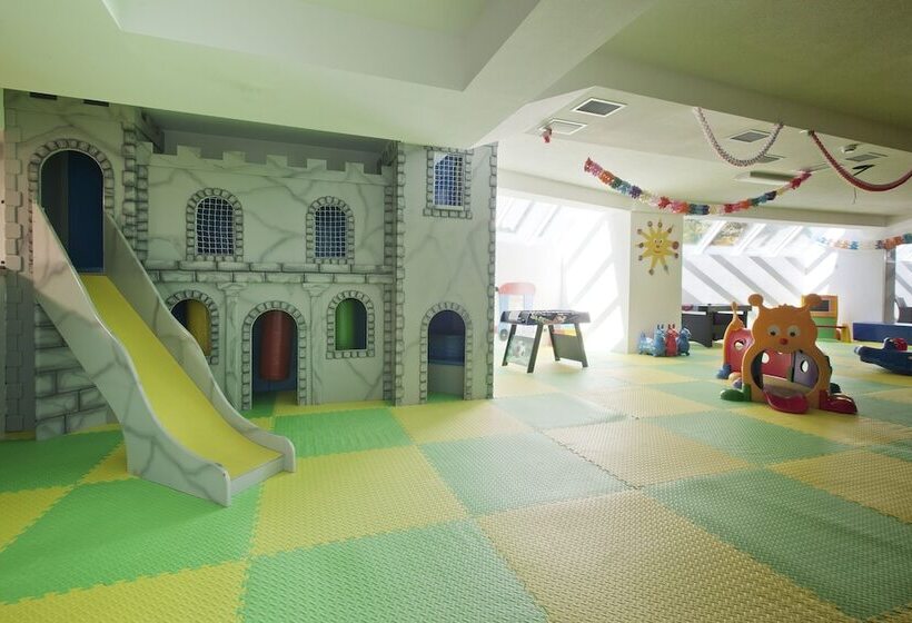 בית מלון כפרי Resort Dolce Casa   Family & Spa