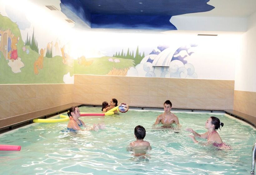 בית מלון כפרי Resort Dolce Casa   Family & Spa