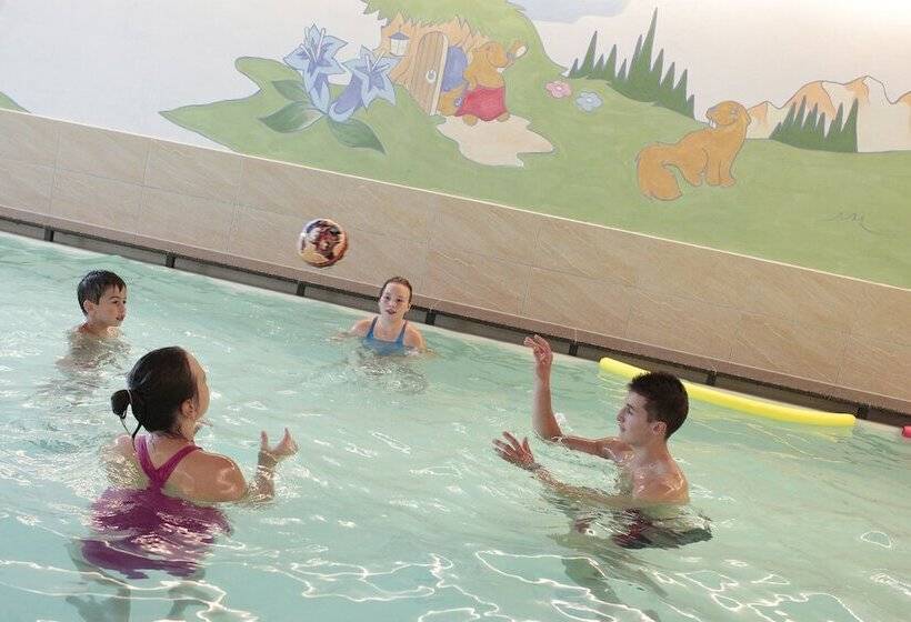 בית מלון כפרי Resort Dolce Casa   Family & Spa