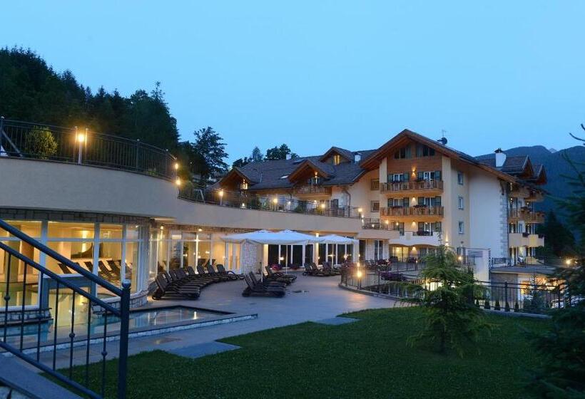 فندق Rio Stava Family Resort & Spa