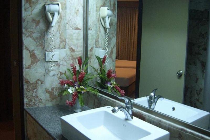 هتل Royal Twins Palace