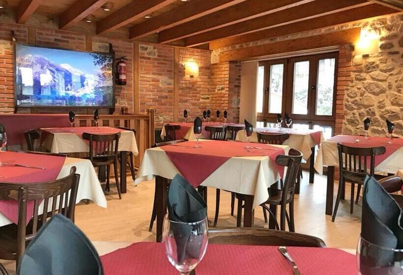 فندق ريفى Rural Peña Castil