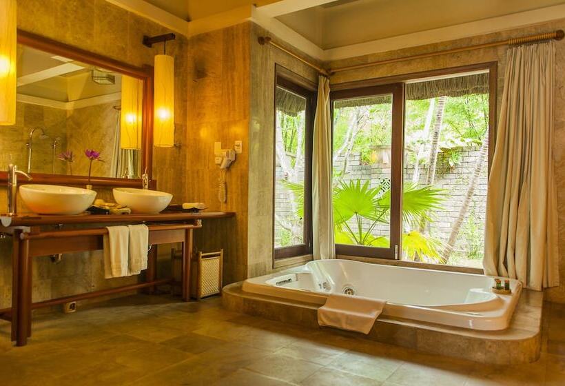 هتل Sun Spa Resort & Villa