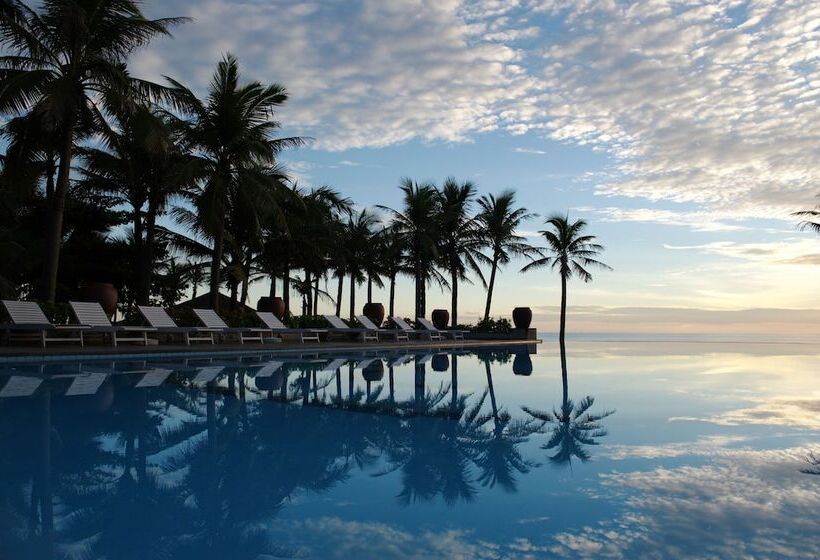 هتل Sun Spa Resort & Villa