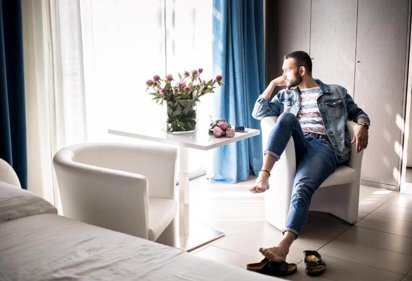 The One Hotel Designed For Adults Pet Lovers