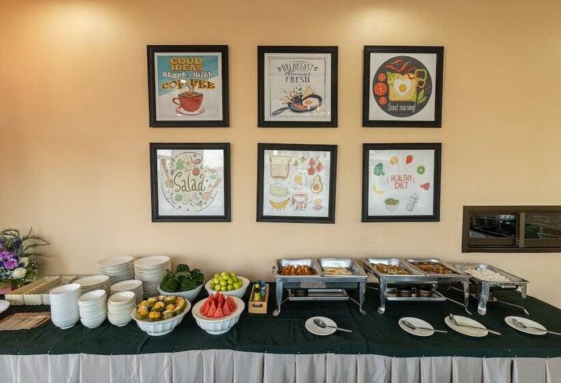 Отель The Palm Garden