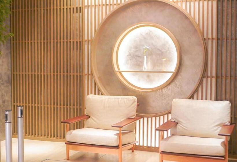 هتل Travelodge Kyoto Shijokawaramachi