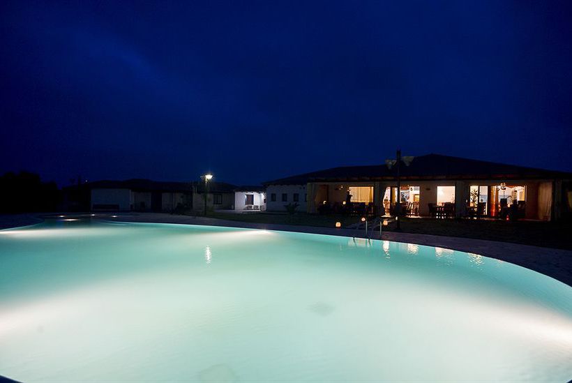 فندق Tupei Resort