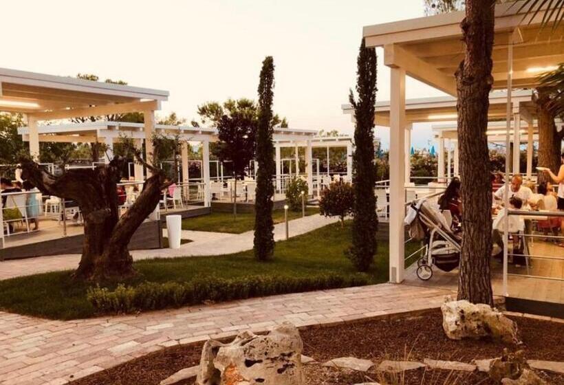 בית מלון כפרי Villaggio Emmanuele