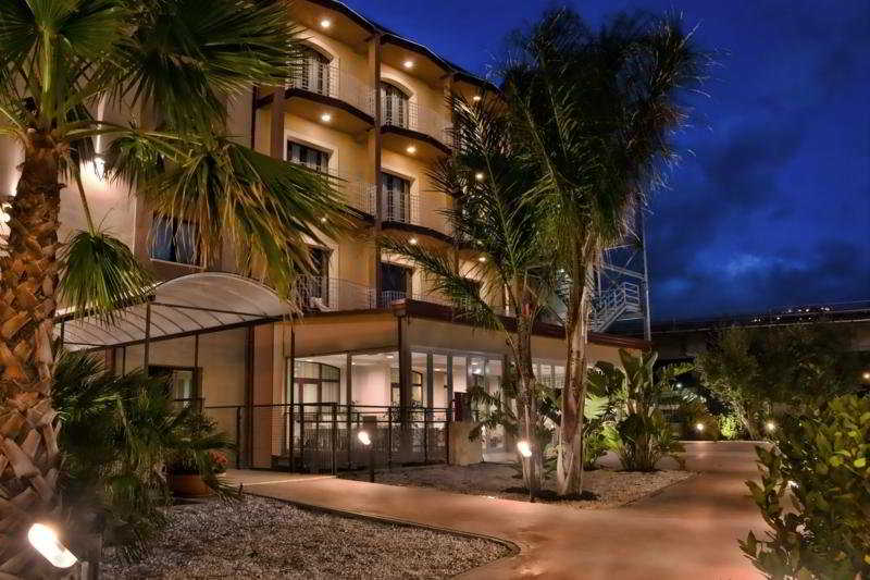 בית מלון כפרי Viola Palace