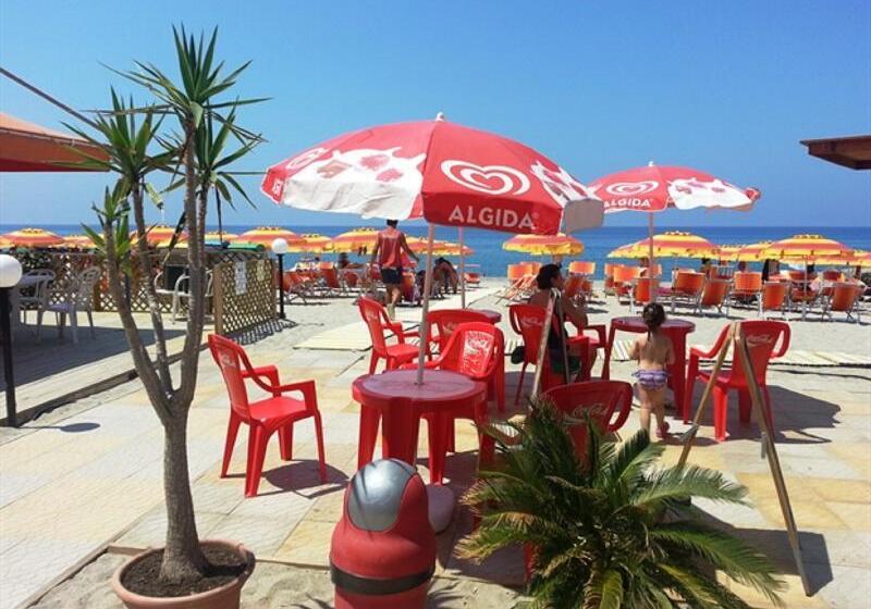 فندق Viola Palace