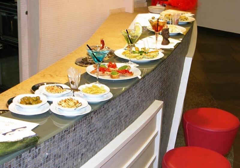 فندق Viola Palace