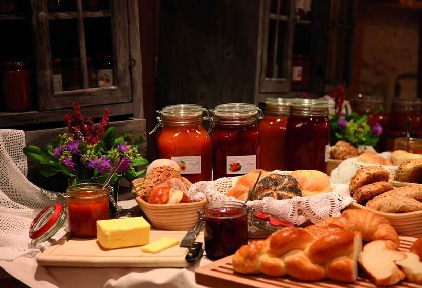 ホテル Walserberg