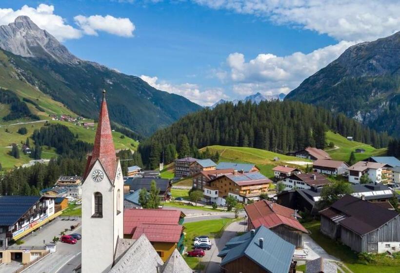 ホテル Walserberg