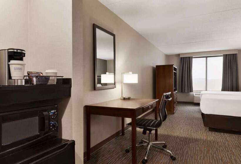 فندق Wingate By Wyndham Bridgeport Clarksburg