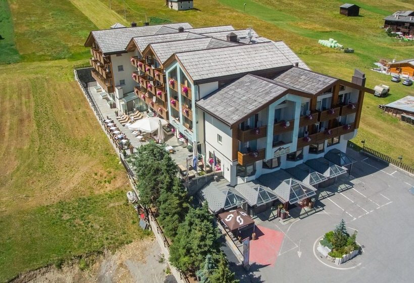 Lac Salin Spa & Mountain Resort