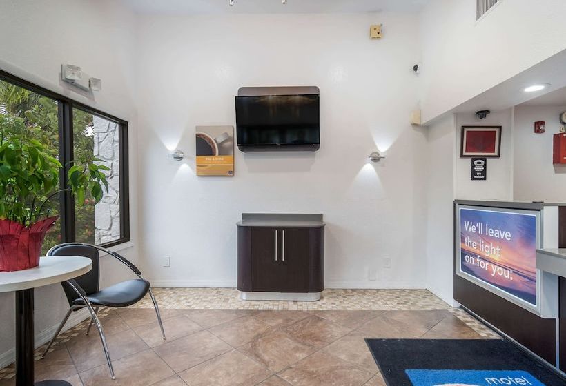 Motel 6 Fort Myers, Fl
