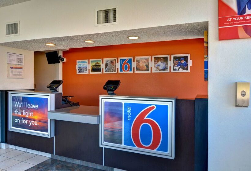 Motel 6cocoa Beach, Fl