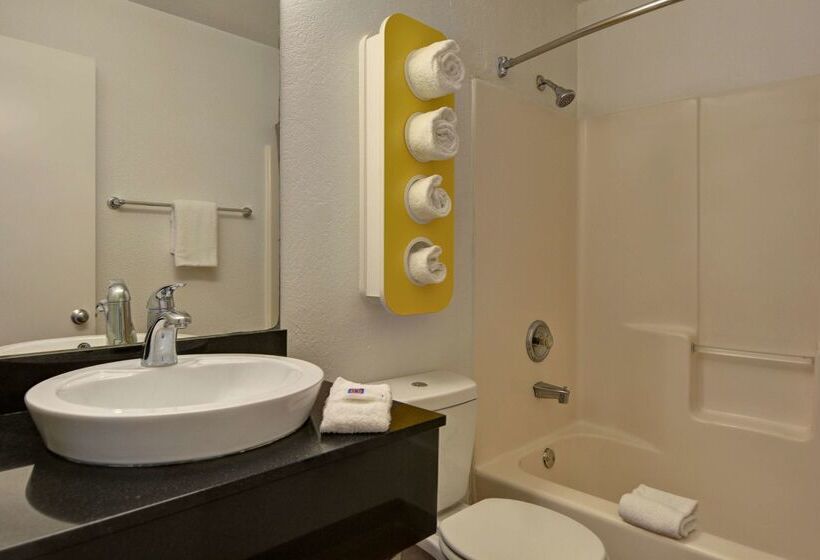 Motel 6cocoa Beach, Fl