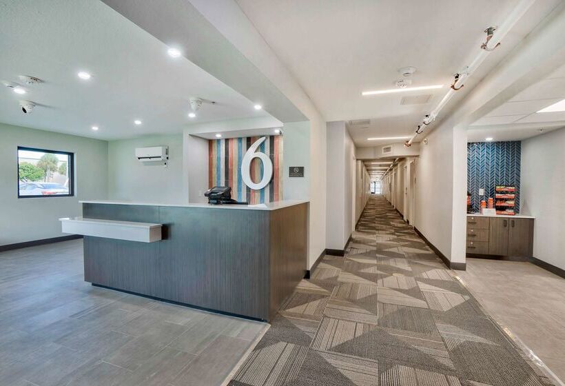 Motel 6 Fort Lauderdale, Fl