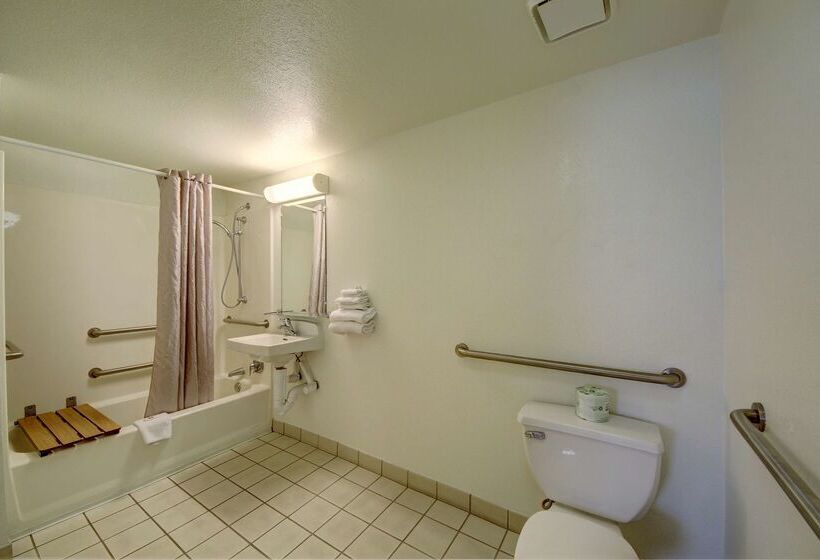 Motel 6 San Antonio, Tx  Downtown  Market Square