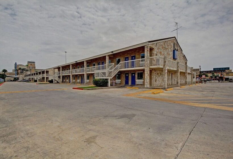 Motel 6 San Antonio, Tx  Downtown  Market Square