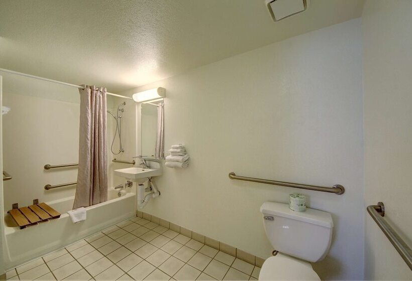 Motel 6 San Antonio, Tx  Downtown  Market Square