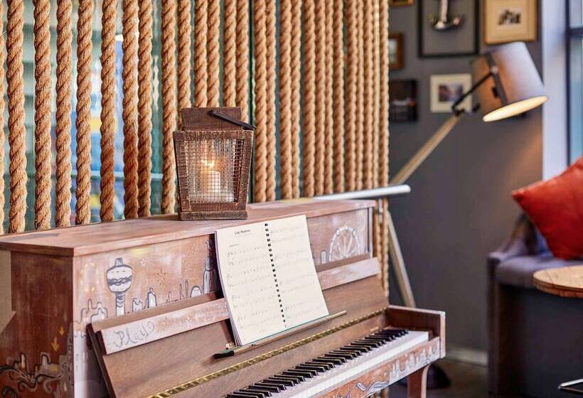 Novotel Liverpool Centre