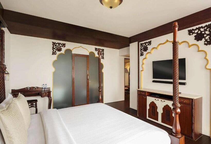 Novotel Mumbai Juhu Beach