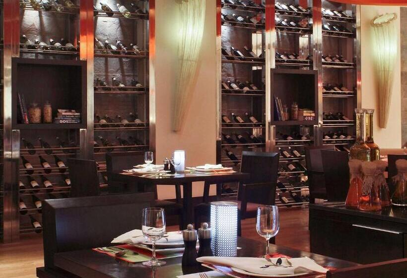 Novotel Mumbai Juhu Beach