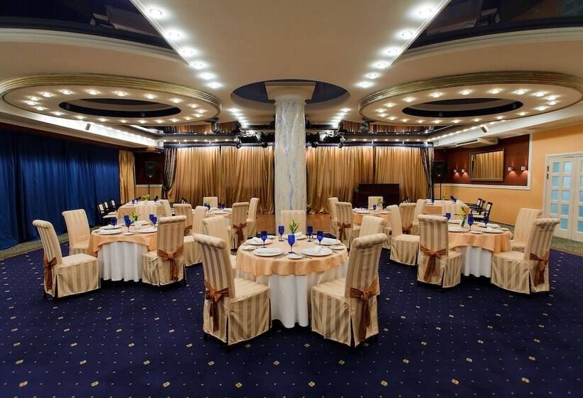 Old Estate Hotel & Spa