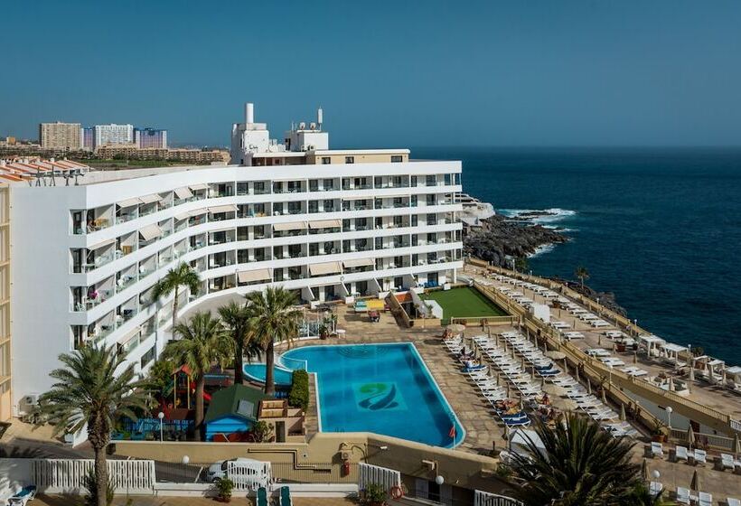 Pearly Grey Ocean Club Apartments & Suites