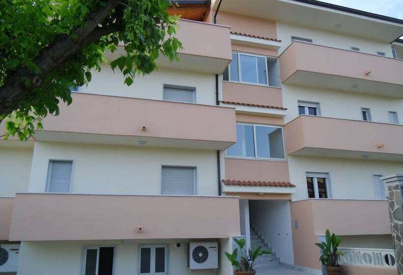 Residence Hotel Villa Laura