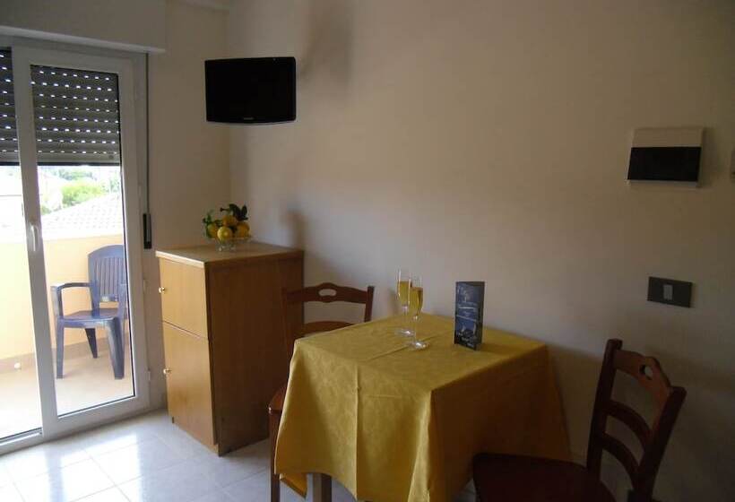 Residence Hotel Villa Laura