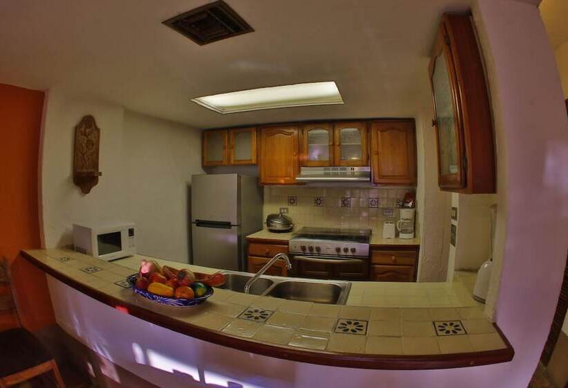 Villas El Rancho Green Resort