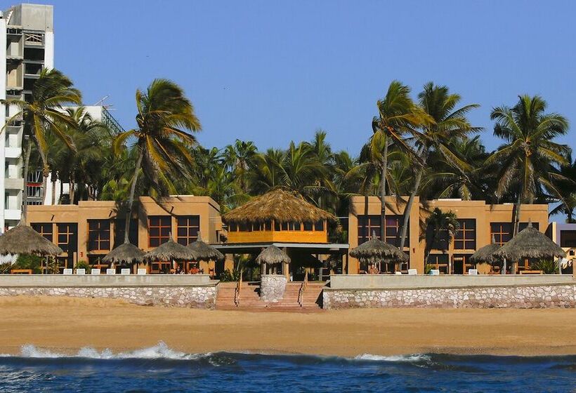 Villas El Rancho Green Resort